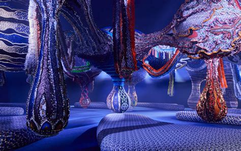 dior joana vasconcelos